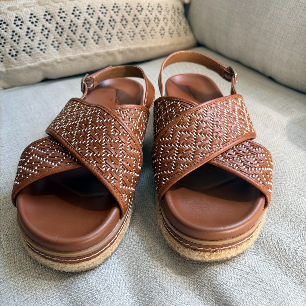 Universal Thread Elisa platform sandals - Picture 3 of 9